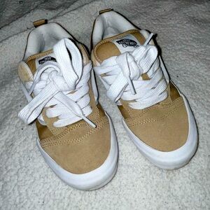 Vans Knu Skool
